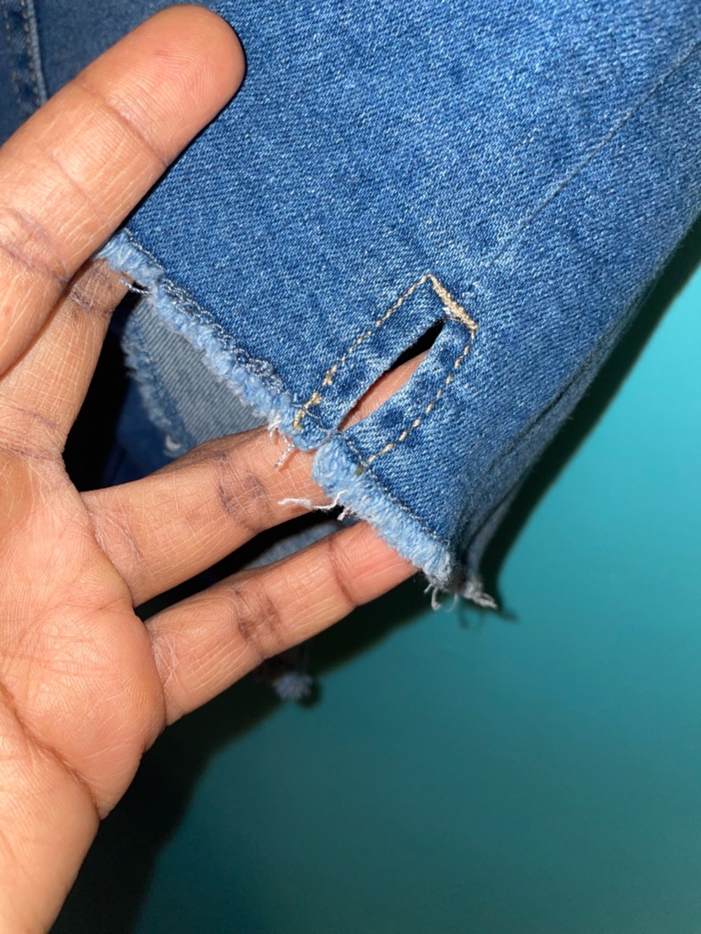 Nicole Miller Raw Hem High-Rise Denim Shorts - Blue - Picture 9 of 12